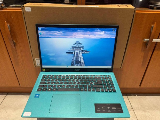 Acer Aspire 1 15.0" Laptop intel/4GB/128GB SSD Újszerű Garis !