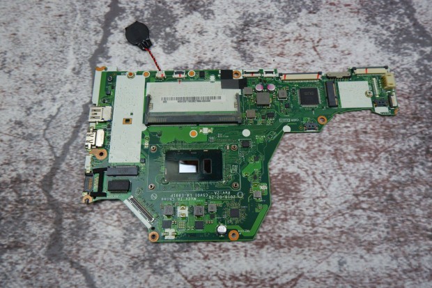 Acer Aspire 3 A315 laptop alaplap i3-7020U proci 4GB RAM LA-E891P SR3L