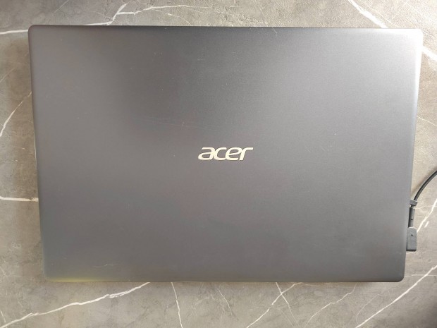 Acer Aspire 3 laptop kitn llapotban 
