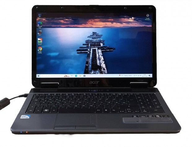 Acer Aspire 5732Z laptop / notebook / 15.6" / Intel T4400 / 4GB RAM /