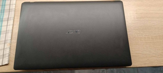 Acer Aspire 5742G laptop