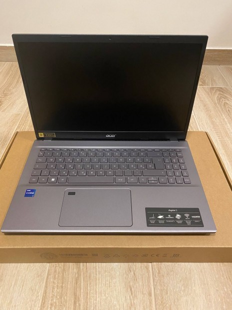 Acer Aspire 5 Intel Core i7-12650H10 laptop