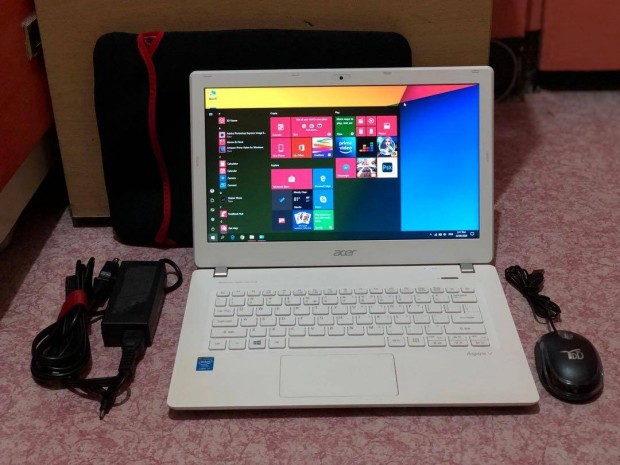 Acer Aspire E13 Es1-311-P87D Laptop. j!!!