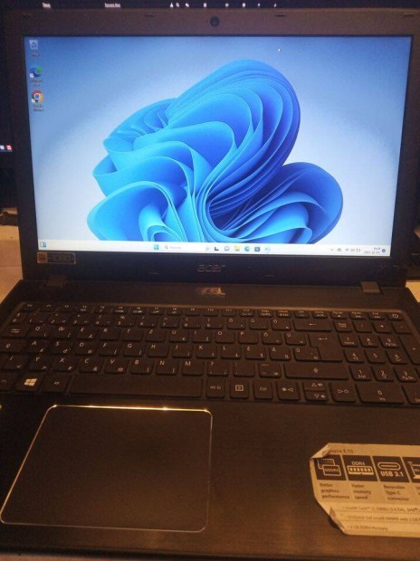 Acer Aspire E15 (E5-575G-36VF) 6-ik genercs i3-as laptop