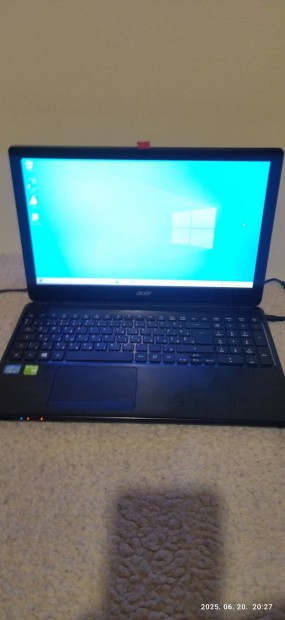 Acer Aspire E1-570G Notebook laptop i3 proci 250GB DDR3 4GB 15'6 Led