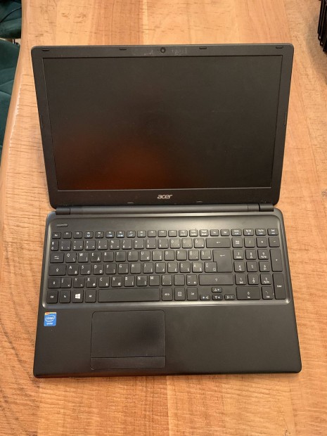 Acer Aspire E1 laptop