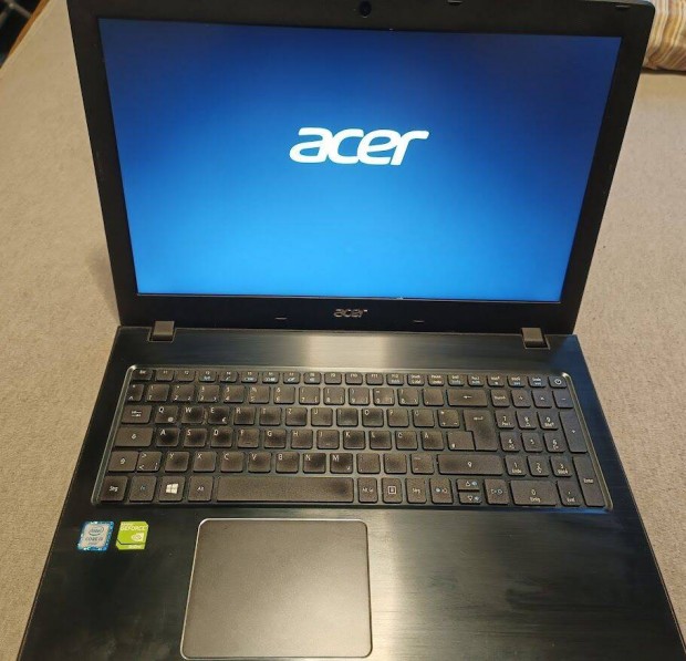 Acer Aspire E5-575 15.6", Intel Core i3, 8GB Ram, 256GB SSD, 1TB HDD