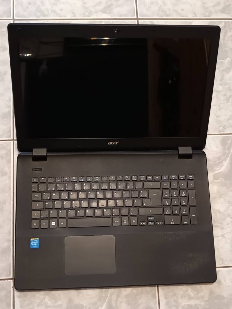 Acer Aspire Es1-711 hibás laptop
