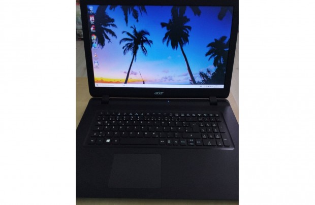 Acer Aspire Es1-732 Quadcore laptop