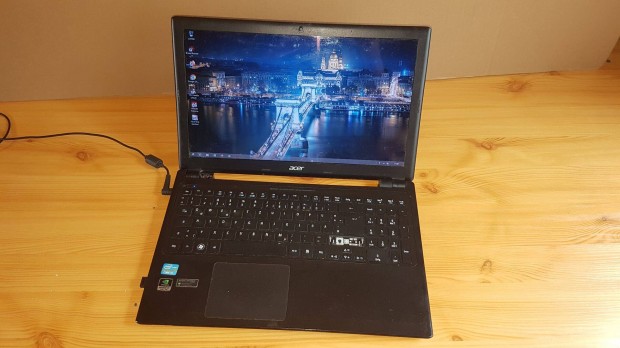 Acer Aspire V5-571 hiányos Laptop