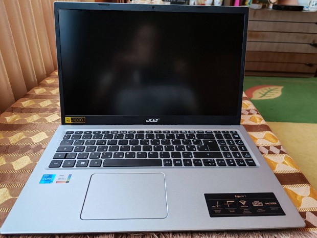 Acer Aspire laptop garancival