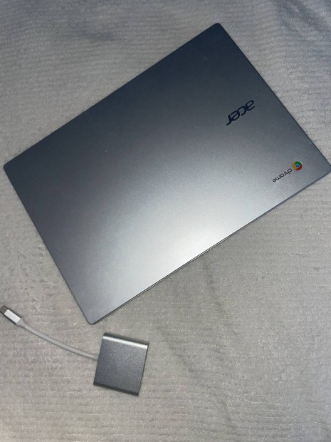 Acer Chromebook laptop + talakt 