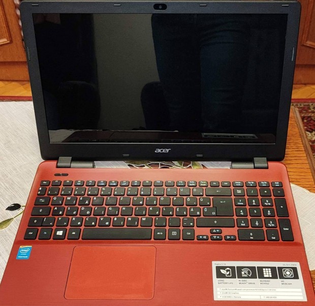 Acer E5-511 Laptop