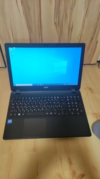 Acer Es1-531 Laptop