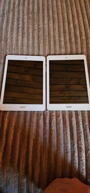 Acer Iconia A1-830 Tablet