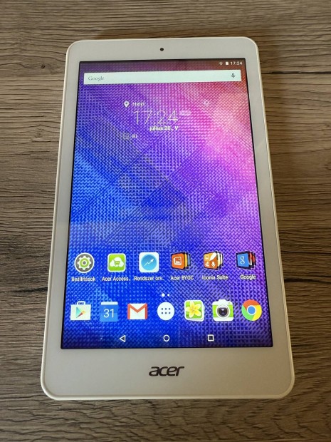 Acer Iconia One 8 B1-830 Tablet + Tablet Tok + Micro Sd Kártya
