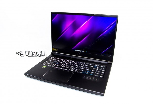 Acer Predator Helios 300 game laptop 2025/04-ig gyrti garancival