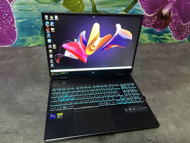 Acer Predator Neo 16. Rtx 4060. I9 13TH