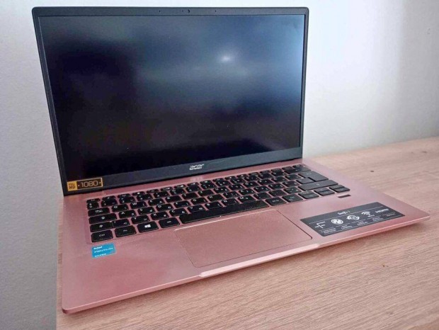 Acer Swift laptop elad!