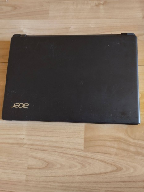 Acer TMB113-E laptop
