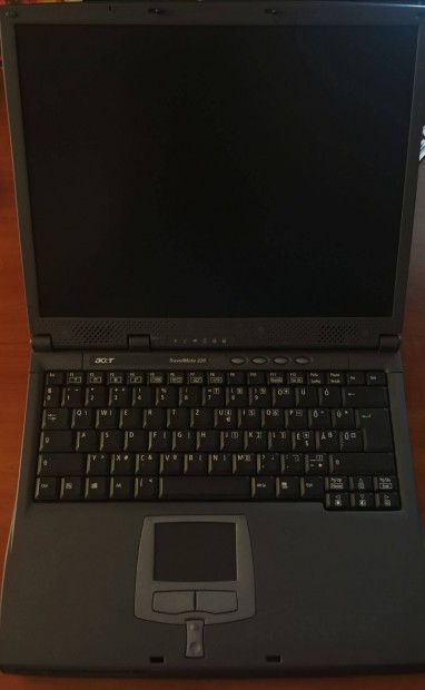 Acer Travelmate 220 laptop notebook elad alkatrsznek