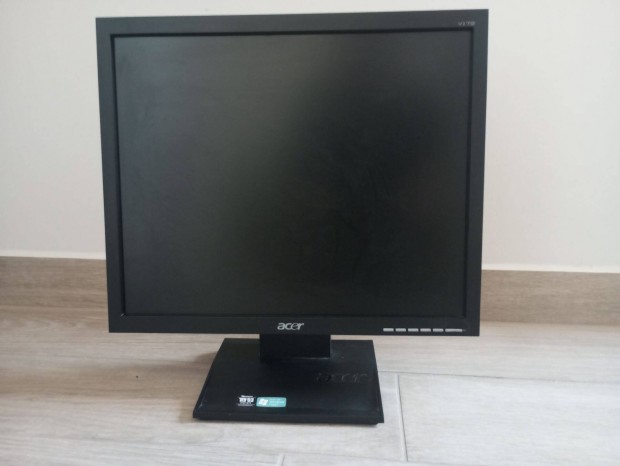 Acer V173 B 17 "-os LCD monitor