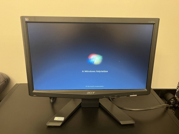 Acer  x163w monitor