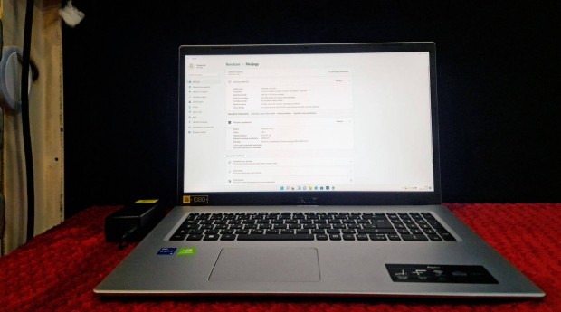 Acer aspire 3 n20c6 Laptop,Szp llapotban,I5 11.gen,8gb,Ram,Nvidia mx