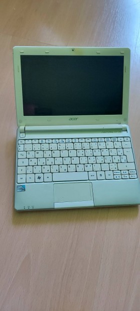 Acer aspire one happy2 netbook 2Gb Ram 