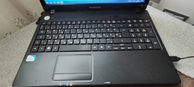 Acer emachines e732z hibtlan llapot notebook elad