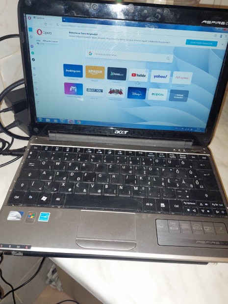 Acer kis laptop 