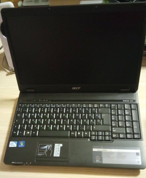 Acer laptop 2Core/4GB/SSD-vel internetezni ingyen szlltssal