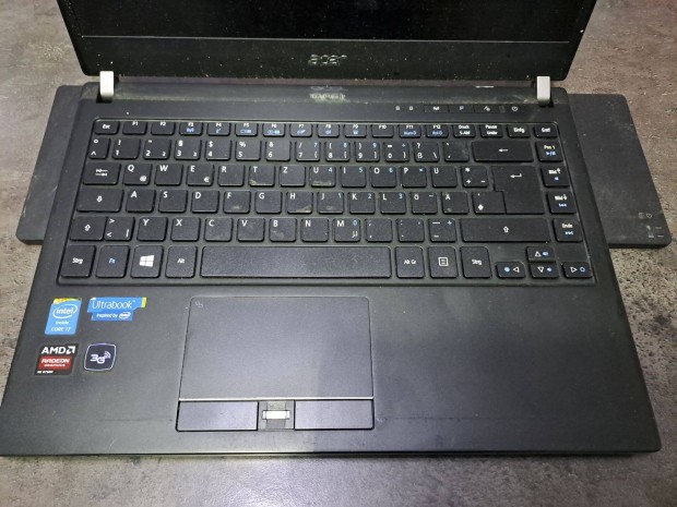 Acer laptop elad