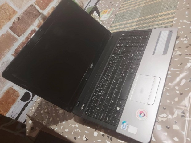 Acer laptop hibtlan