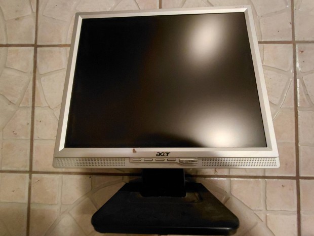 Acer monitor elad� 