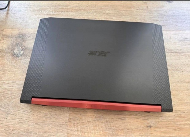 Acer nitro gamer ris laptop elad 512GB SSD + 1TB SSd