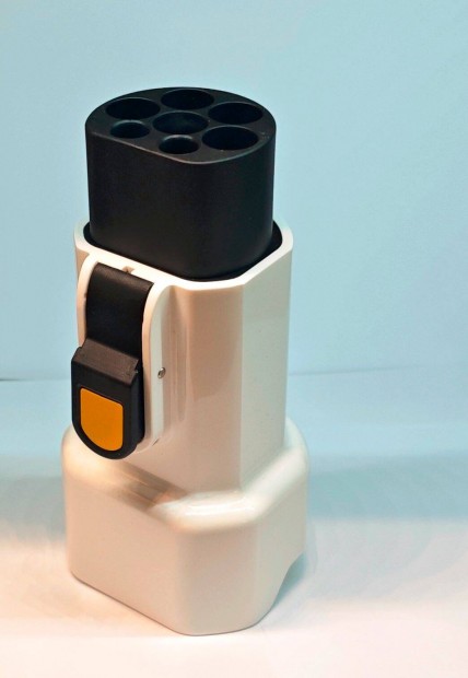 Adaptar 220V Type 2 Male Plug to Schuko Socket EV t�lt�h�z