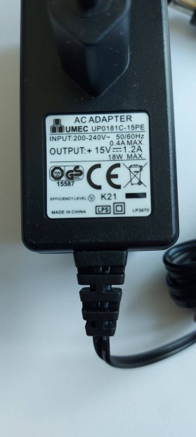 Adapter 15V 1,2A