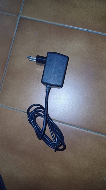 Adapter elad 12V 400mA