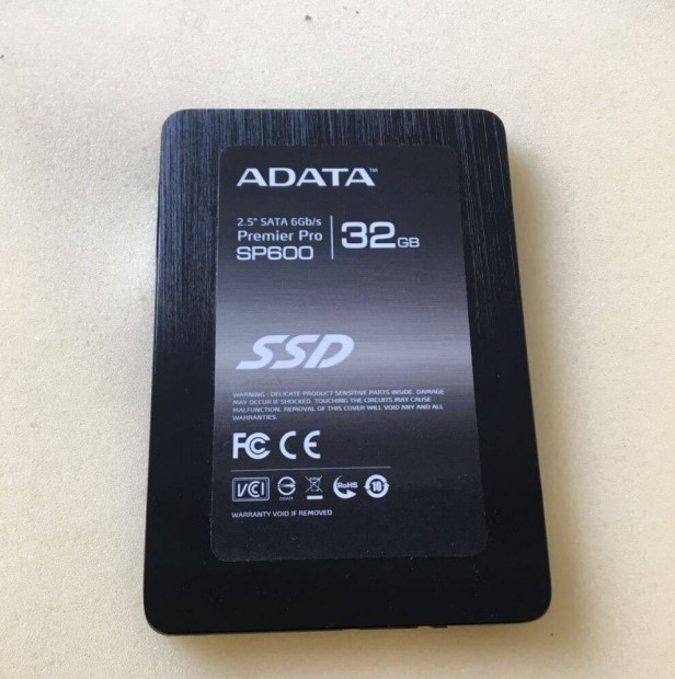 Adata SP600 32gb SSD meghajt