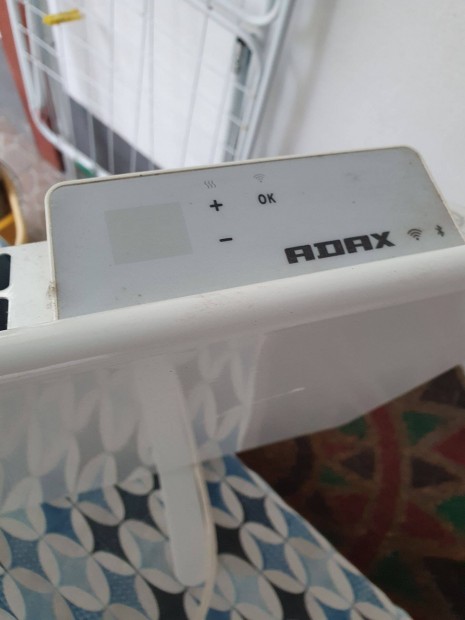 Adax Neo wifis villanypanel