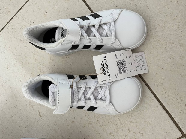 Adidas 33 33-as cipő fiú