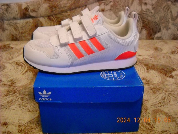 Adidas 35-s új sportcipő