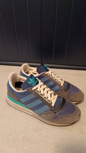 Adidas 40 2/3 sportcip 