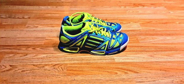 Adidas Adi Zero, szép, masszív és strapabíró 45-ös sportcipő
