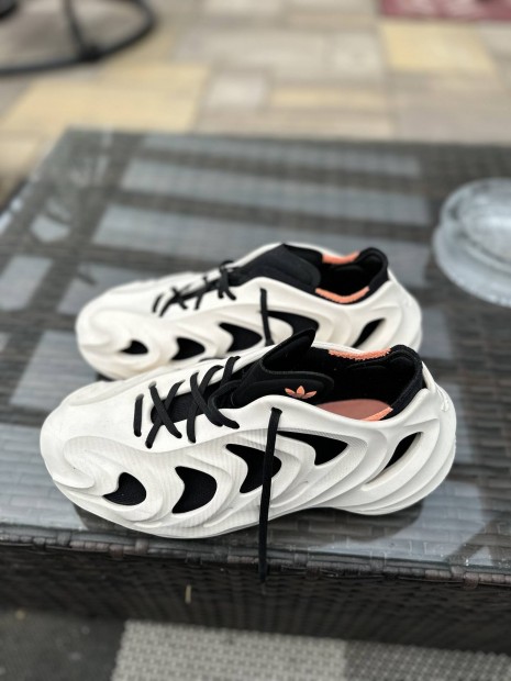 Adidas Adifom q sneaker