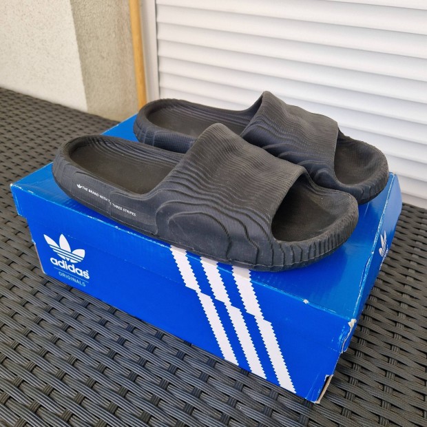 Adidas Adilette 22 frfi papucs 43