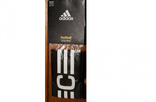 Adidas Csapatkapitny szalag (kk vagy fekete)