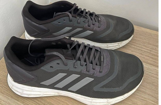 Adidas Duramo 10 fekete frfi cip, mret: 44