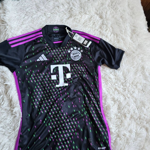Adidas FC Bayern 23/24 Away mez új cimkés eredeti Xs-es méret